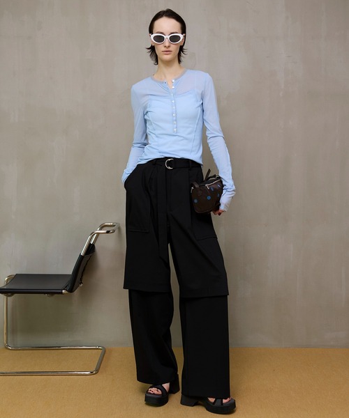 MAISON SPECIAL(メゾンスペシャル)の「Henley Neck Top/ヘンリーネックシアートップ(Tシャツ/カットソー・レディース・グリーン/ホワイト/ブルー/ブラック・FREE)」の6枚目の写真