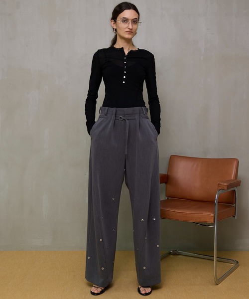 MAISON SPECIAL(メゾンスペシャル)の「Henley Neck Top/ヘンリーネックシアートップ(Tシャツ/カットソー・レディース・グリーン/ホワイト/ブルー/ブラック・FREE)」の8枚目の写真