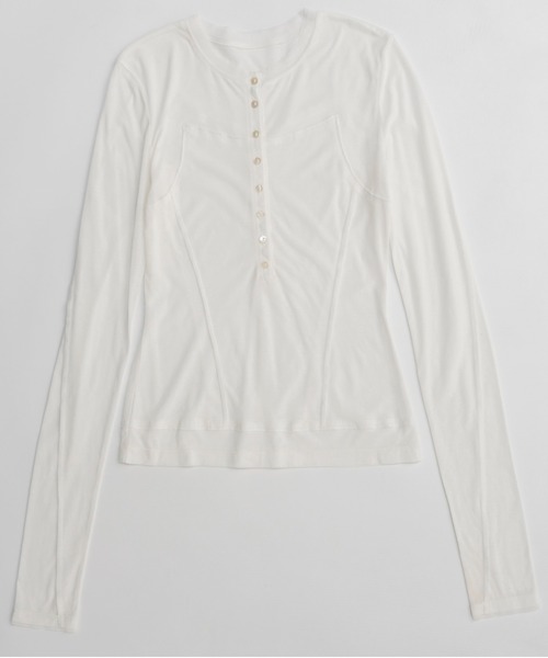 MAISON SPECIAL(メゾンスペシャル)の「Henley Neck Top/ヘンリーネックシアートップ(Tシャツ/カットソー・レディース・グリーン/ホワイト/ブルー/ブラック・FREE)」の12枚目の写真