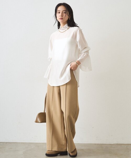 LOUNGEDRESS(ラウンジドレス)の「《オフィスカジュアル》シアーハイネックブラウス(シャツ/ブラウス・レディース・オフホワイト/ブラック・FREE)」の4枚目の写真