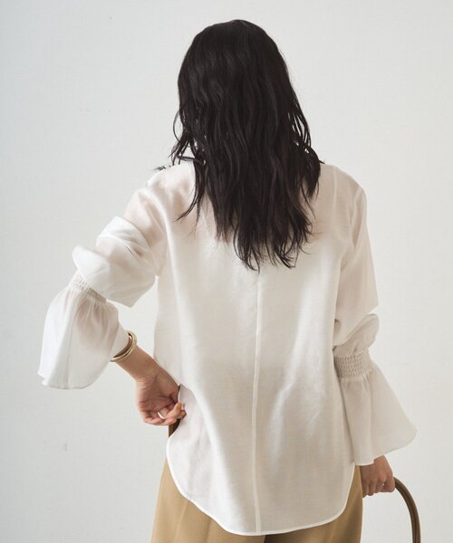 LOUNGEDRESS(ラウンジドレス)の「《オフィスカジュアル》シアーハイネックブラウス(シャツ/ブラウス・レディース・オフホワイト/ブラック・FREE)」の9枚目の写真