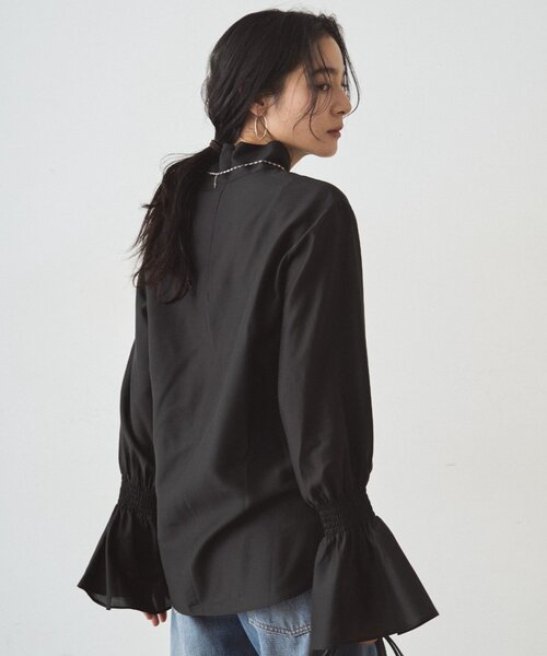 LOUNGEDRESS(ラウンジドレス)の「《オフィスカジュアル》シアーハイネックブラウス(シャツ/ブラウス・レディース・オフホワイト/ブラック・FREE)」の22枚目の写真