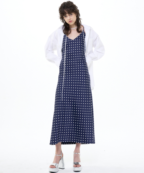 B QUIET(ビークワイエット)の「MAXI SATIN SLIP DRESS DOT_NAVY IVORY(ワンピース・レディース・その他・MEDIUM/SMALL)」の6枚目の写真