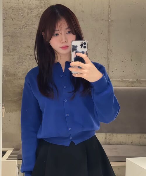 NEUFETBLEU(ヌフエブル)の「NEB roundneck cardigan (blue)(カーディガン/ボレロ・レディース・その他・SMALL)」の4枚目の写真