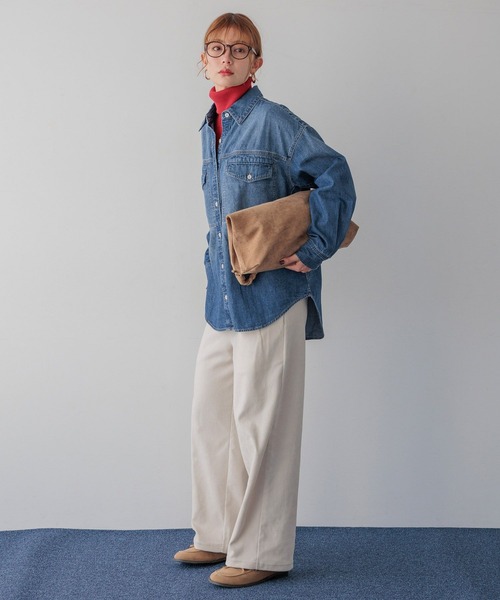 BAYFLOW（ベイフロー）の「[アウター感覚で羽織れる]デニムワークシャツ（シャツ/ブラウス・レディース・ライトブルー/インディゴブルー・FREE）」の4枚目の写真