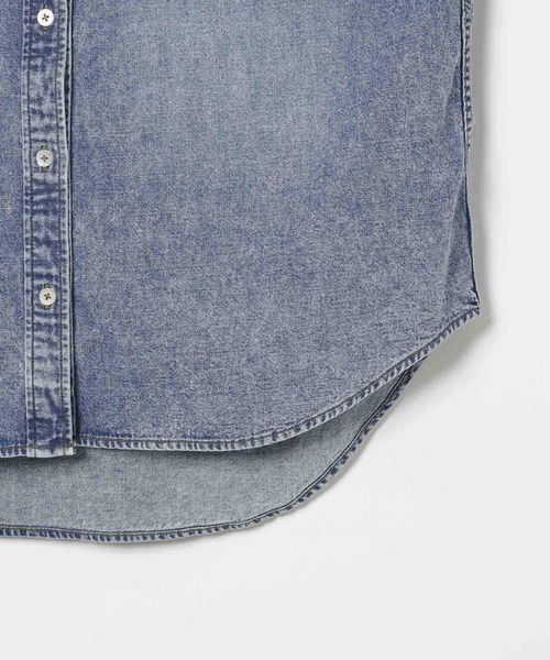 BAYFLOW（ベイフロー）の「[アウター感覚で羽織れる]デニムワークシャツ（シャツ/ブラウス・レディース・ライトブルー/インディゴブルー・FREE）」の15枚目の写真