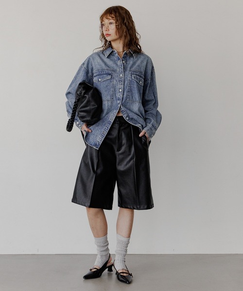 BAYFLOW（ベイフロー）の「[アウター感覚で羽織れる]デニムワークシャツ（シャツ/ブラウス・レディース・ライトブルー/インディゴブルー・FREE）」の22枚目の写真