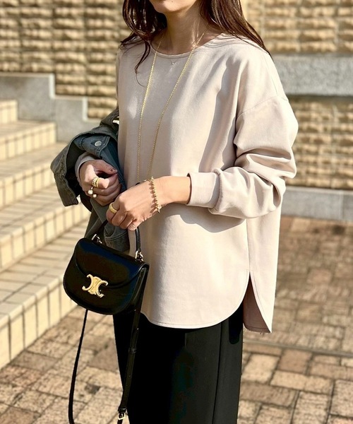 Emma Taylor(エマテイラー)の「ライトダンボールバイカラージッププルオーバー(Tシャツ/カットソー・レディース・ライトベージュ/サックスブルー/ブラック/ホワイト・FREE)」の3枚目の写真
