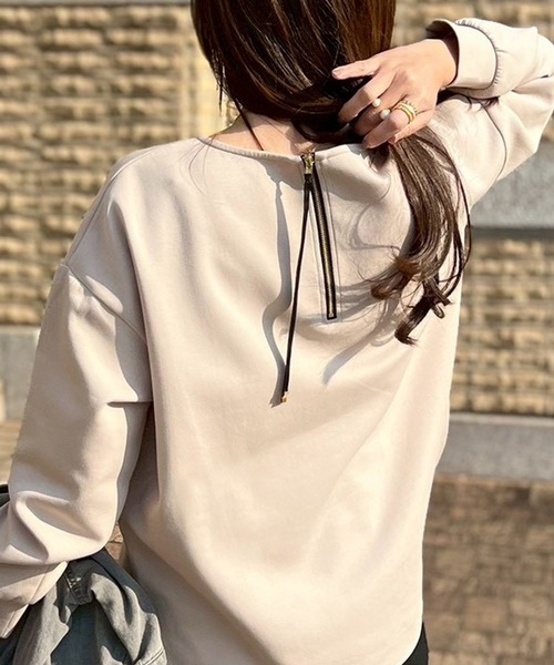 Emma Taylor(エマテイラー)の「ライトダンボールバイカラージッププルオーバー(Tシャツ/カットソー・レディース・ライトベージュ/サックスブルー/ブラック/ホワイト・FREE)」の14枚目の写真