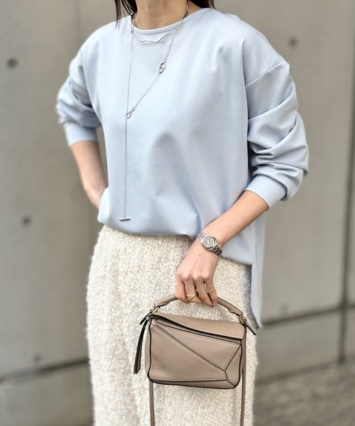 Emma Taylor(エマテイラー)の「ライトダンボールバイカラージッププルオーバー(Tシャツ/カットソー・レディース・ライトベージュ/サックスブルー/ブラック/ホワイト・FREE)」の10枚目の写真