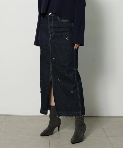 CADUNE（カデュネ）の「ビジュー付きタイトスカート（スカート・レディース・ブルー/ネイビー・36/38/34）」の8枚目の写真