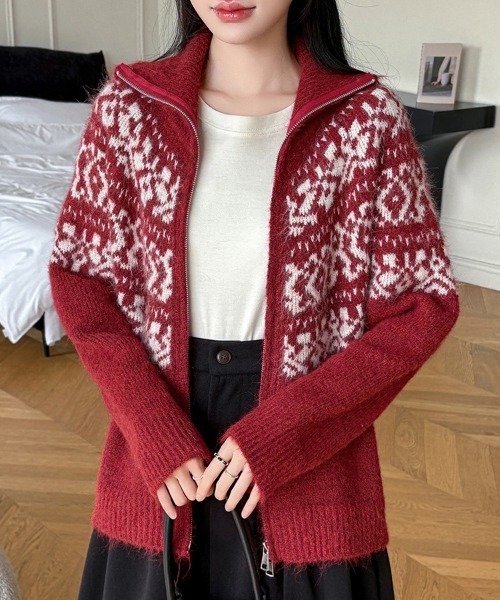 ONEP STAR(ワンピスター)の「ノルディック柄ジップアップニット(ニット/セーター・レディース・ベージュ/レッド/グレー・FREE)」の3枚目の写真