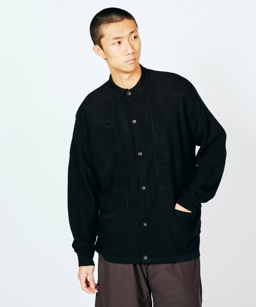 PENNEYS(ぺニーズ)の「PENNEY'S ぺニーズ / ROPE EMB POLO CARDIGAN ぺニーズ アクリルカーディガン(カーディガン/ボレロ・メンズ・ブラック×ホワイト/ブラック/ホワイト・MEDIUM/LARGE)」の7枚目の写真