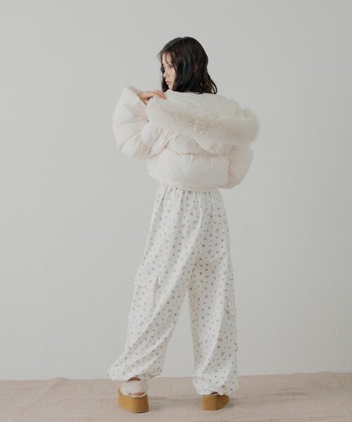 Chico（チコ）の「ワイドカーゴパンツ（その他パンツ・レディース・ピンク/グレー系その他3/ブルー・FREE）」の7枚目の写真