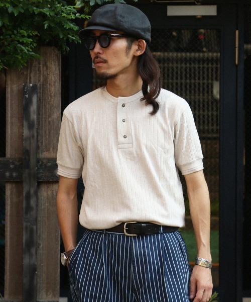 KRIFF MAYER(クリフメイヤー)の「針抜きヘンリーネックT(Tシャツ/カットソー・メンズ・グレー/オフホワイト/ブラック・X-LARGE/LARGE/MEDIUM)」の2枚目の写真