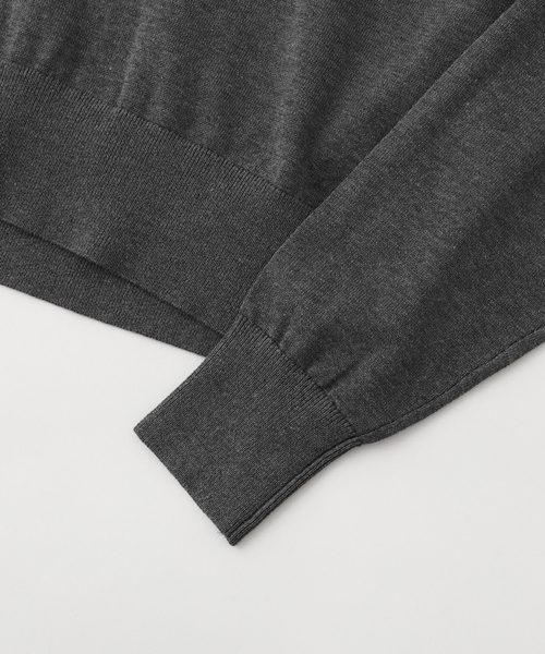 JIEDA(ジエダ)の「JIEDA / ジエダ COTTON SILK V NECK KNIT(ニット/セーター・メンズ・グレー/ブラック・1)」の4枚目の写真