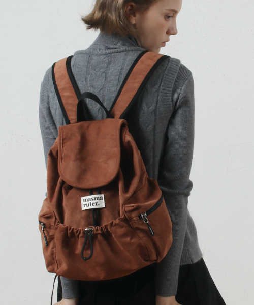 MASMARULEZ（マスマルールズ）の「[INT] Mini suede flap backpack _ Brown（バックパック/リュック・レディース・その他・FREE）」の3枚目の写真
