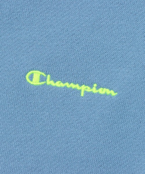 Champion（チャンピオン）の「【Champion/チャンピオン】レディース ジップフーデッドスウェットシャツ（パーカー・レディース・ヘザーグレー/オートミール/モカ/グレイッシュブルー/ブラック系その他・LARGE/MEDIUM）」の19枚目の写真