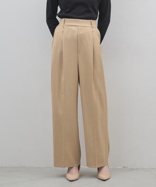 &. NOSTALGIA（アンドドットノスタルジア）の「ツイルワイドストレートパンツ（セットアップ）（スラックス・レディース・ベージュ/ネイビー・M）」の17枚目の写真