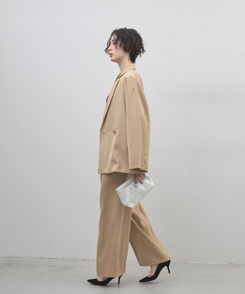 &. NOSTALGIA（アンドドットノスタルジア）の「ツイルワイドストレートパンツ（セットアップ）（スラックス・レディース・ベージュ/ネイビー・M）」の22枚目の写真