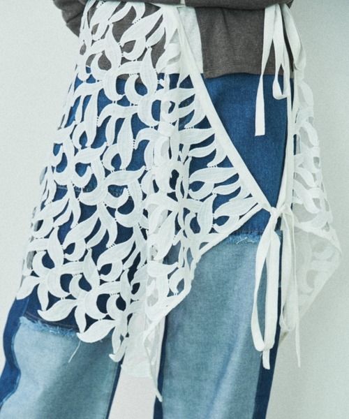 MIRROR STOKE(ミラーストーク)の「【ZOZO限定】MULTI LACE WRAP SKIRT/マルチウェイレースラップスカート(スカート・レディース・ホワイト・MEDIUM)」の2枚目の写真