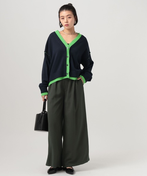 BAYFLOW（ベイフロー）の「[スタイルアップ]TRタックワイドパンツ（その他パンツ・レディース・チャコール/アイボリー・MEDIUM/SMALL）」の5枚目の写真