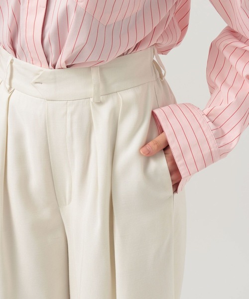 BAYFLOW（ベイフロー）の「[スタイルアップ]TRタックワイドパンツ（その他パンツ・レディース・チャコール/アイボリー・MEDIUM/SMALL）」の14枚目の写真