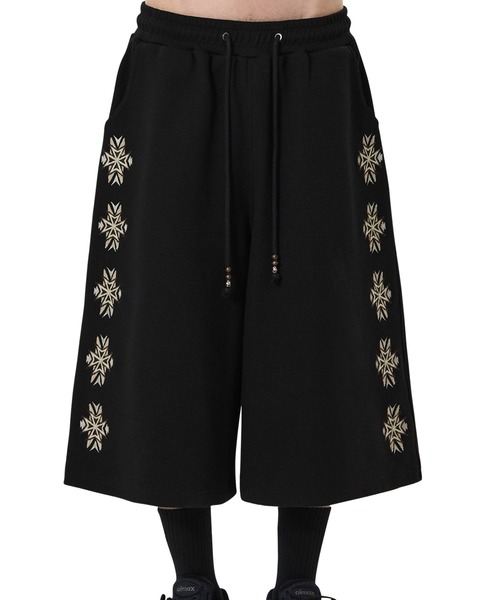 OY（オーワイ）の「『OY/オーワイ』CROSS WAFFLE SHORTS/クロスワッフルショートパンツ（スウェットパンツ・メンズ・グレー/ブラック・L/M）」の3枚目の写真