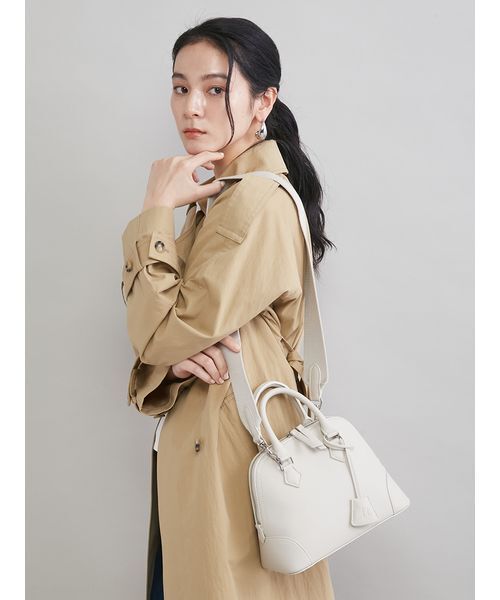 Mila Owen（ミラオーウェン）の「ワイドショルダーミドルボストンバッグ（ボストンバッグ・レディース・ピンク/キャメル/ブラック/アイボリー/イエロー/ラベンダー/ベージュ/ミント/ダークブラウン・F）」の18枚目の写真