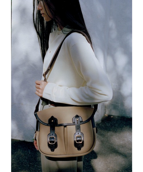 BRADY（ブレディー）の「Brady | NORFOLK UNISEX（ショルダーバッグ・レディース・ブラック/カーキ・ONE）」の15枚目の写真