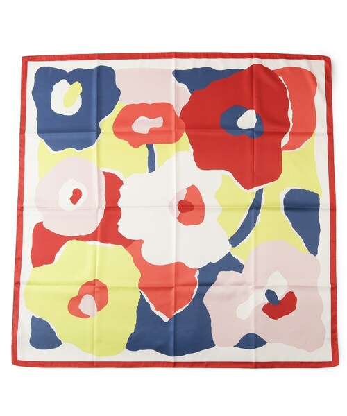 SHOO・LA・RUE（シューラルー）の「大判プリントスカーフ（88×88cm）（バンダナ/スカーフ・レディース・イエロー系3/アイボリー系3/グレー系3/ピンク系その他/ブルー系その他5/レッド系5・00）」の6枚目の写真