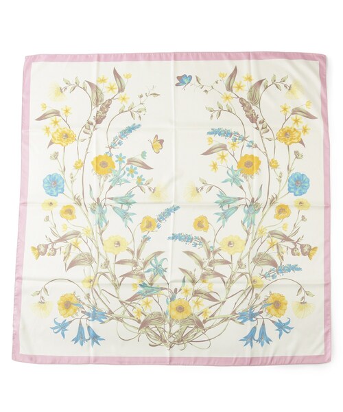 SHOO・LA・RUE（シューラルー）の「大判プリントスカーフ（88×88cm）（バンダナ/スカーフ・レディース・イエロー系3/アイボリー系3/グレー系3/ピンク系その他/ブルー系その他5/レッド系5・00）」の5枚目の写真