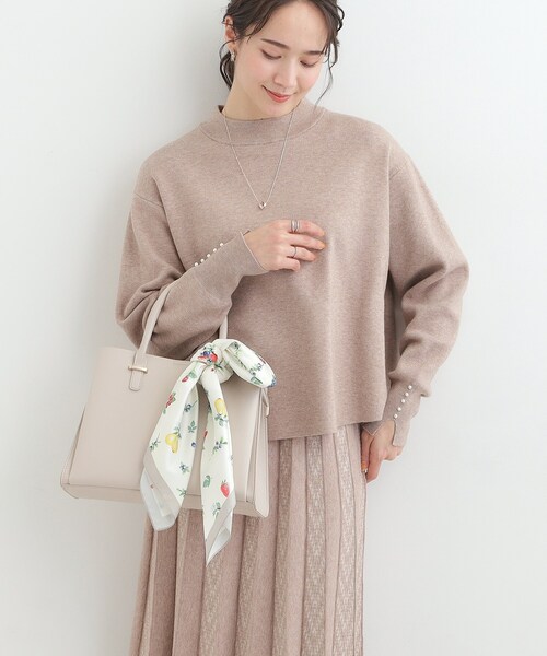 SHOO・LA・RUE（シューラルー）の「大判プリントスカーフ（88×88cm）（バンダナ/スカーフ・レディース・イエロー系3/アイボリー系3/グレー系3/ピンク系その他/ブルー系その他5/レッド系5・00）」の11枚目の写真