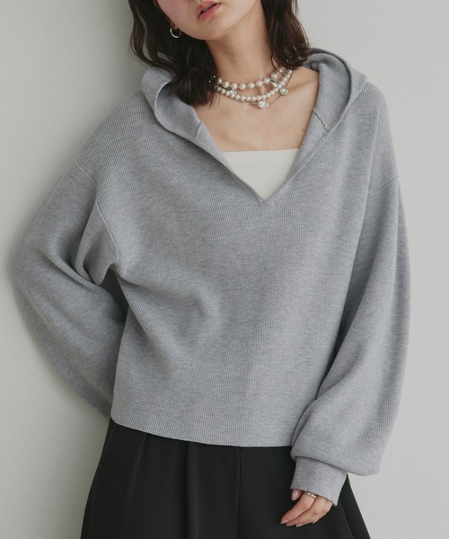 ad thie（アドティエ）の「フーディー ニット プルオーバー（ニット/セーター・レディース・グレー/ブラウン/アイボリー/ライトブルー・FREE）」の2枚目の写真