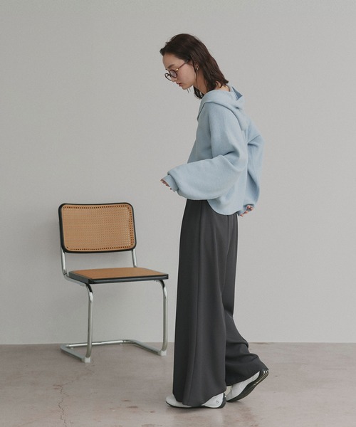 ad thie（アドティエ）の「フーディー ニット プルオーバー（ニット/セーター・レディース・グレー/ブラウン/アイボリー/ライトブルー・FREE）」の8枚目の写真