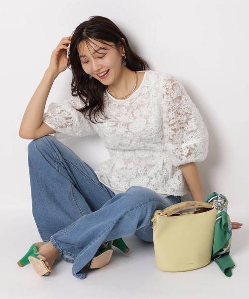 JUSGLITTY（ジャスグリッティー）の「チュールレースブラウス（シャツ/ブラウス・レディース・ブラック/ホワイト・2/1）」の12枚目の写真