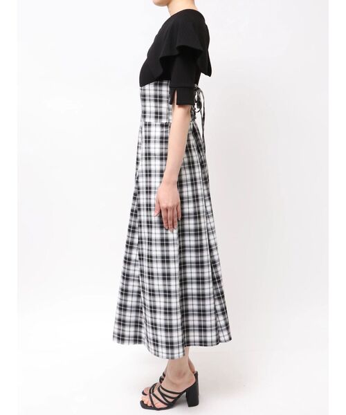 dazzlin(ダズリン)の「ビッグカラーチェックコルセットワンピース(ワンピース・レディース・ブラック/オフホワイト/ネイビー・MEDIUM/SMALL)」の17枚目の写真