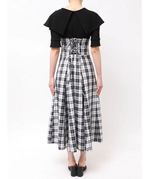 dazzlin(ダズリン)の「ビッグカラーチェックコルセットワンピース(ワンピース・レディース・ブラック/オフホワイト/ネイビー・MEDIUM/SMALL)」の18枚目の写真