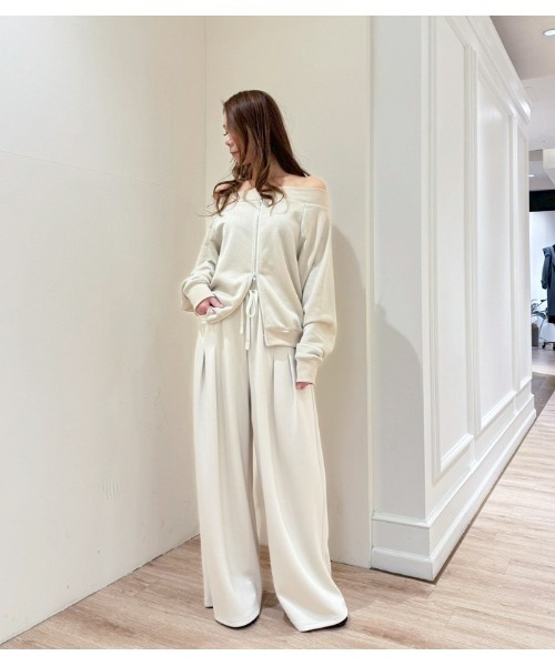 LUGIVA(ルギヴァ)の「【LUGIVA/ルギバ】イージーワイドパンツ(その他パンツ・レディース・オフホワイト/ブラック・FREE)」の3枚目の写真