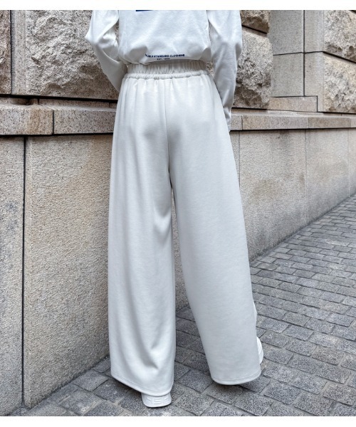 LUGIVA(ルギヴァ)の「【LUGIVA/ルギバ】イージーワイドパンツ(その他パンツ・レディース・オフホワイト/ブラック・FREE)」の9枚目の写真