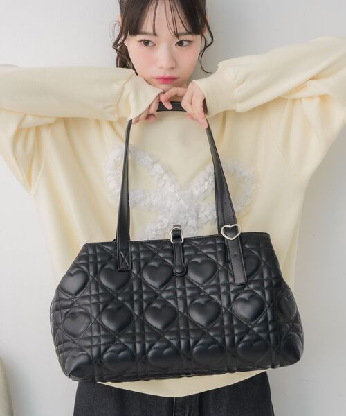 RETRO GIRL（レトロガール）の「ハートキルトキャリーオンバッグ（トートバッグ・レディース・ピンク/オフホワイト/ブラック・ONE SIZE）」の2枚目の写真