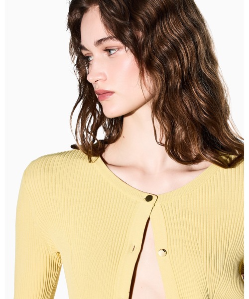 ARMANI EXCHANGE(アルマーニエクスチェンジ)の「【A|X アルマーニ エクスチェンジ】クルーネックニットカーディガン(カーディガン/ボレロ・レディース・サンドベージュ/ライトイエロー・X-SMALL/SMALL/MEDIUM/LARGE)」の9枚目の写真