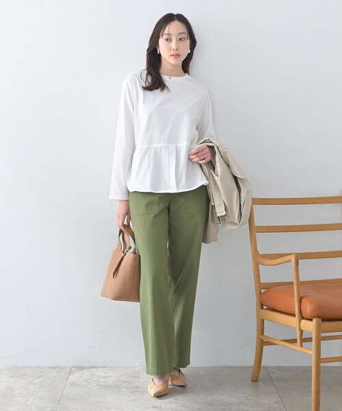 Liyoca（リヨカ）の「【Liyoca】ベーシック天竺スリットプルオーバー（Tシャツ/カットソー・レディース・ホワイト/ブラック・02）」の5枚目の写真