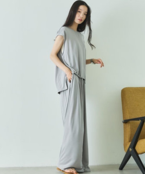 Doux archives(ドゥアルシーヴ)の「裾ドロストフレンチスリーブカットトップス(Tシャツ/カットソー・レディース・キャメル/ブラック/グレー・FREE)」の7枚目の写真