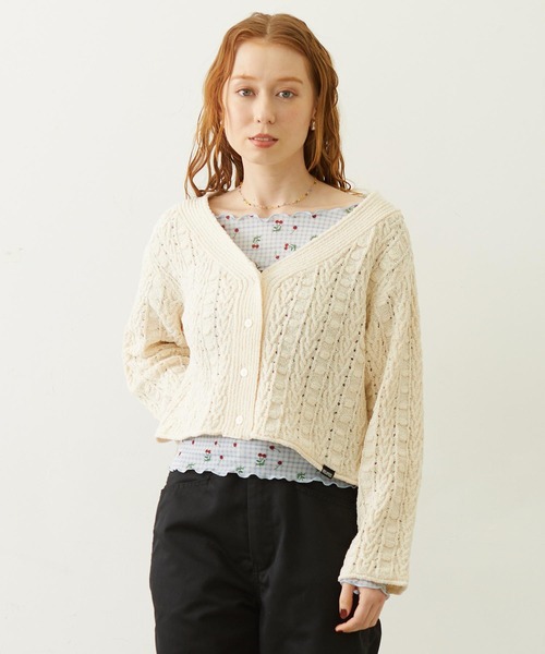 MILKFED.（ミルクフェド）の「OPENWORK CABLE KNIT CARDIGAN（カーディガン/ボレロ・レディース・オフホワイト/マルチ/ブラック・ONE SIZE）」の2枚目の写真