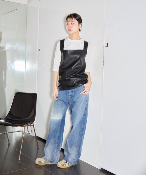 CITYSHOP(シティーショップ)の「FAUX LEATHER TOPS:ブラウス(シャツ/ブラウス・レディース・ブラック/ブラウン・FREE)」の5枚目の写真