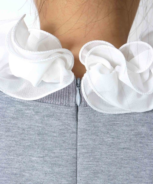 Jines（ジネス）の「フリル衿付きダンボールトップス（Tシャツ/カットソー・レディース・グレー/ブラック/ホワイト・38）」の19枚目の写真