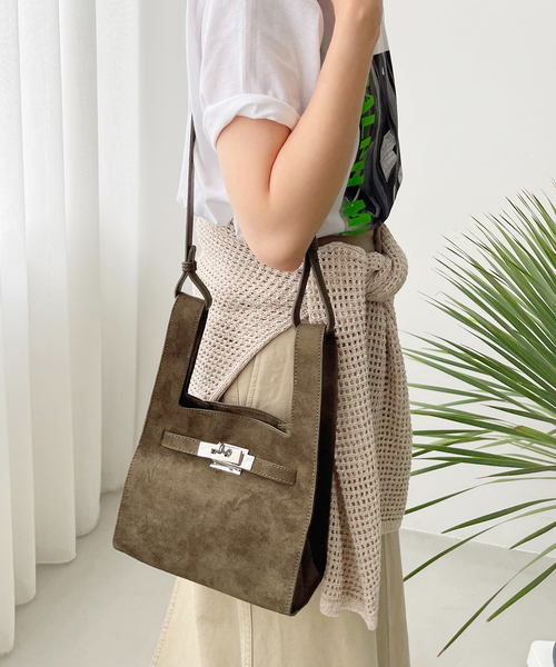 VELETTO(ベレット)の「VELETTO /ベレット 2WAY MINI BAG(ショルダーバッグ・レディース・カーキ/ブラック・FREE)」の15枚目の写真