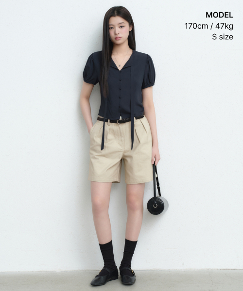 MUSINSA STANDARD WOMAN（ムシンサスタンダードウーマン）の「ウィメンズパフスリーブタイブラウス[ダークネイビー]（シャツ/ブラウス・レディース・その他・SMALL/MEDIUM/LARGE/X-SMALL）」の2枚目の写真