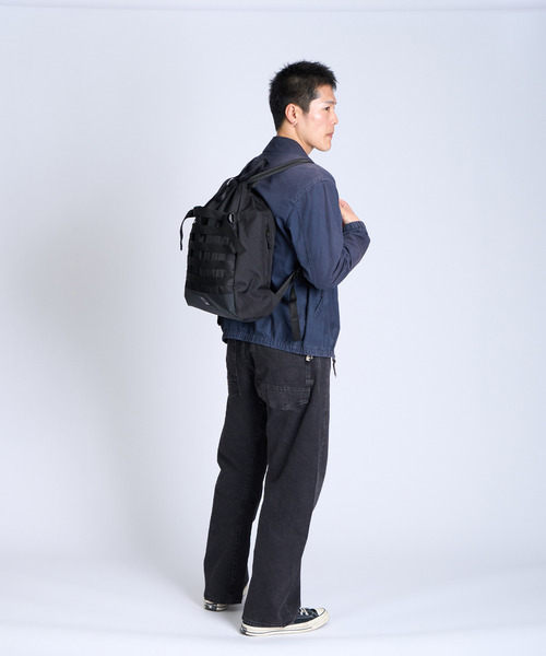 CHROME（クローム）の「［ CHROME / クローム ］BARRAGE KNAPSACK BK_BLACK / バラージ ナップサック ブラック 21リットル 耐水（バックパック/リュック・メンズ・ブラック・FREE）」の15枚目の写真